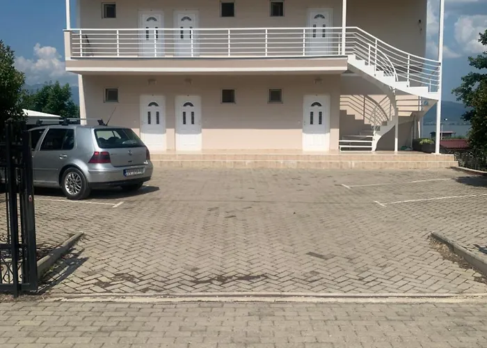 Sunrise Apartments&Studios