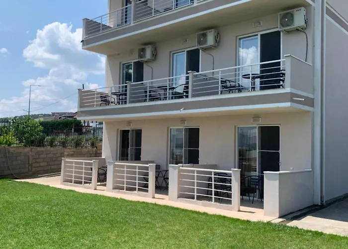 Sunrise Apartments&Studios