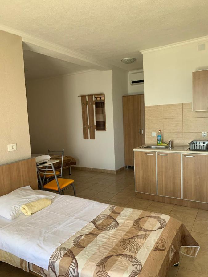 Sunrise Apartments&studios