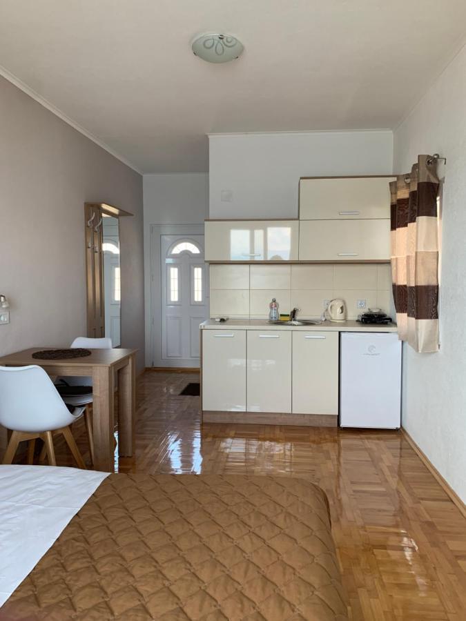 Sunrise Apartments&studios *