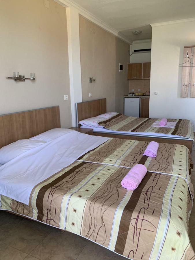 Sunrise Apartments&studios *